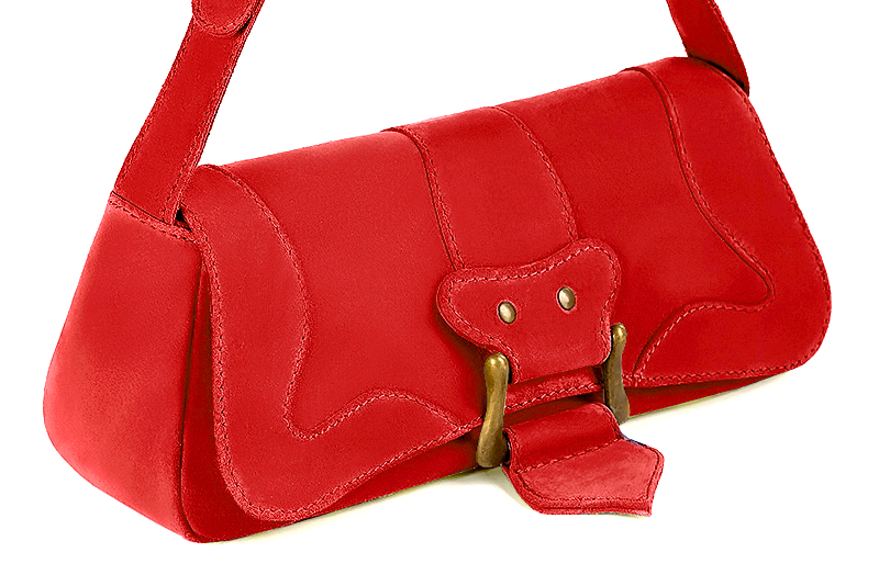 Handcrafted women's small luxurious elegant handbag in premium scarlet red leather. Perfect for elevated everyday style.   
                Choose from our luxurious collections of leather and fabric to perfectly match your handbags to your outfits.